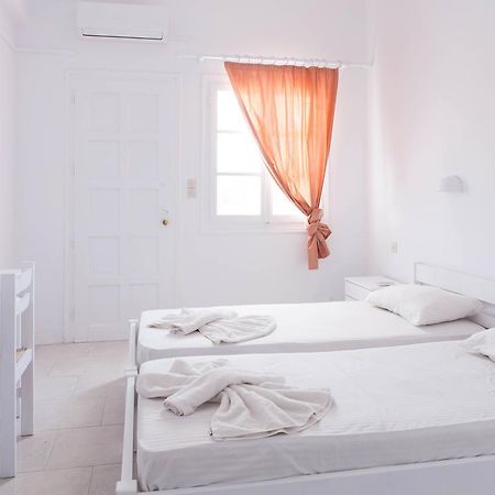 Claire Hotel Antiparos by Eksteriør billede